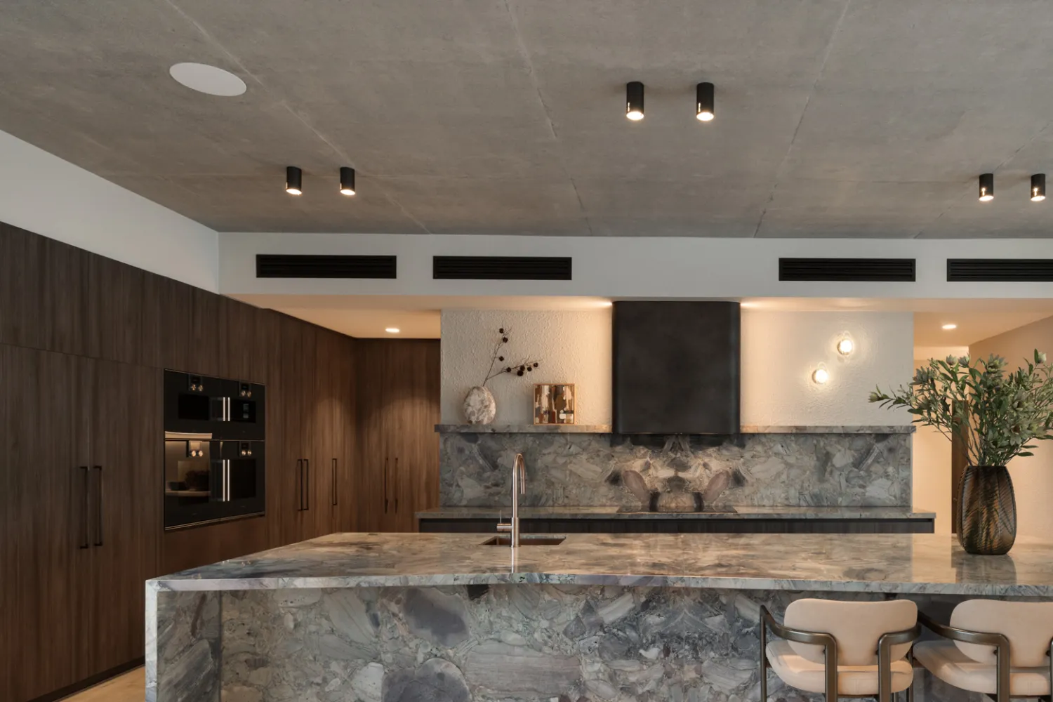 El Fin kitchen